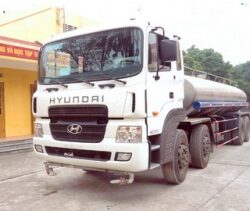 Xe Hyundai Xitec Phun Nước