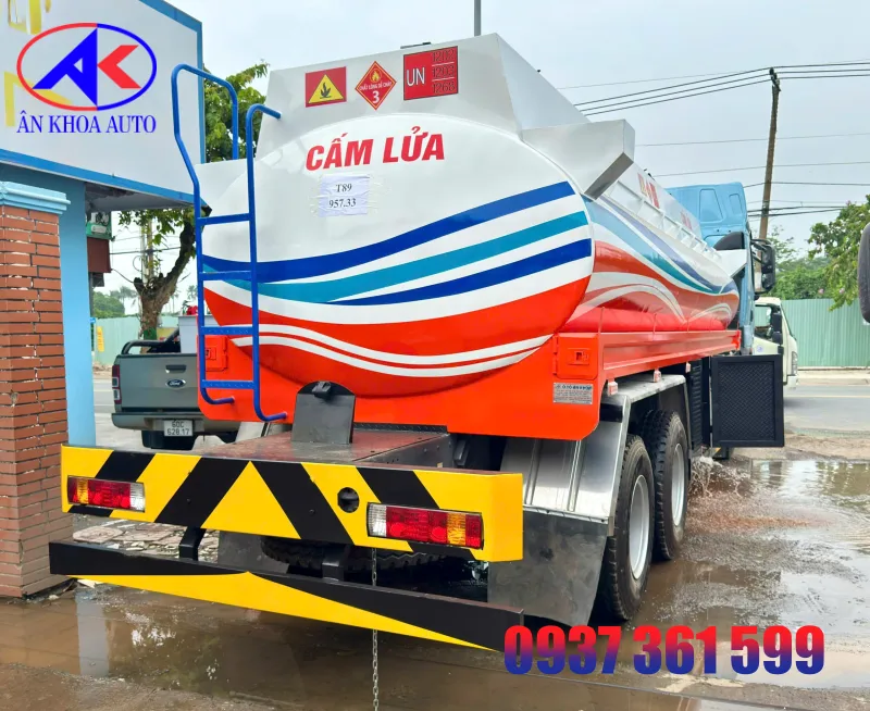 Thông số kỹ thuật chi tiết Chenglong H7 bồn xăng dầu 22 khối