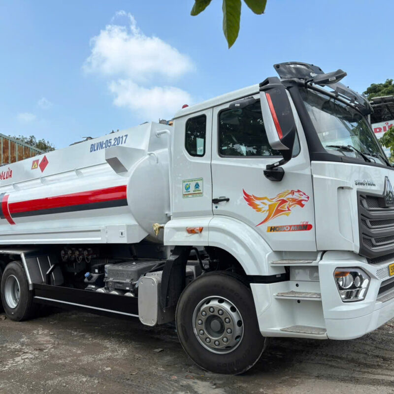 Chi tiết xe bồn HOWO 18 khối