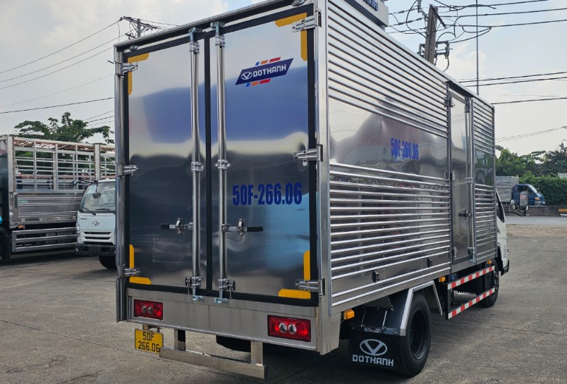 DOTHANH IZ50M thùng kín phù hợp với những ngành hàng nào? DOTHANH IZ50M thùng kín phù hợp với những ngành hàng nào?